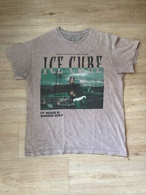 Ice Cube “It Was A Good Day” Vintage Wash Graphic Tee Size M